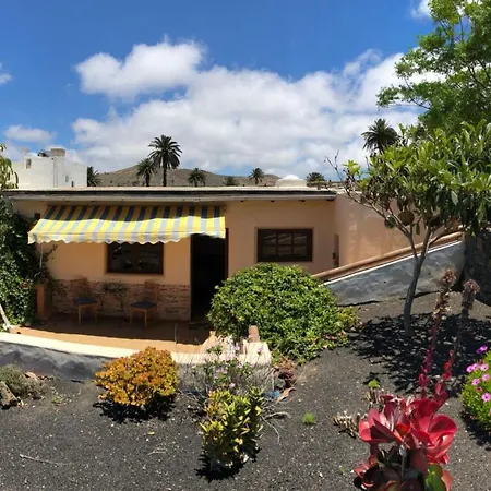 Casa Palmera Y Casa Datil Haría
